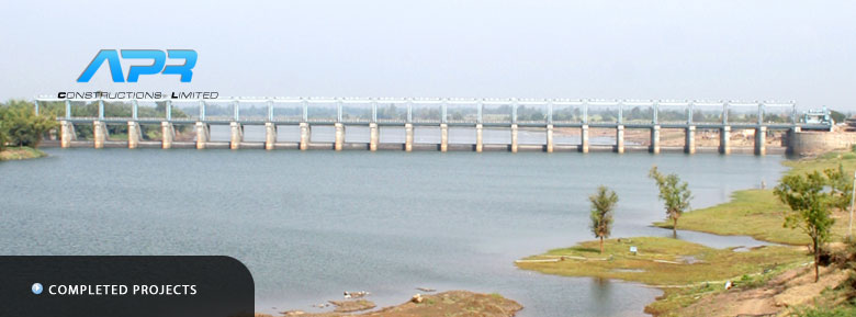 Construction of Spillway, NOF Section & Guide walls of Hippargi Barrage across Krishna river 